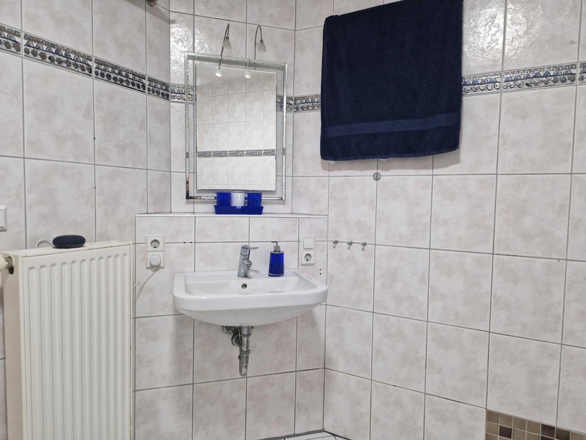 Einzelzimmer In Ruhiger Lage --- Check-In Mit Schluesselkasten Meppen Exterior foto